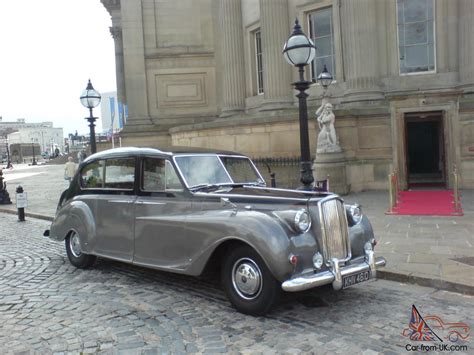 The first Princess was a 3-litre based very closely on the Pinninfarina-styled Austin A99, and was released in October 1959. . 1966 austin princess vanden plas for sale